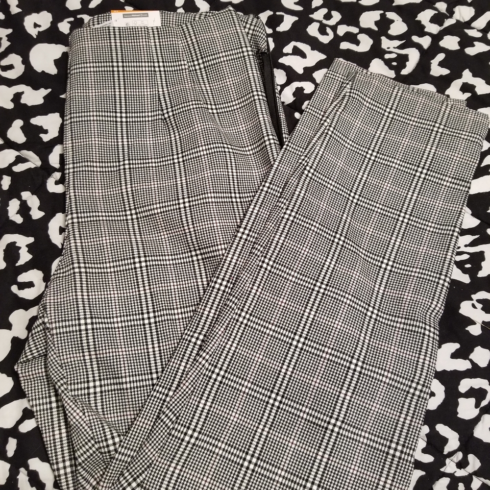 ▪︎NWT plaid dress pants